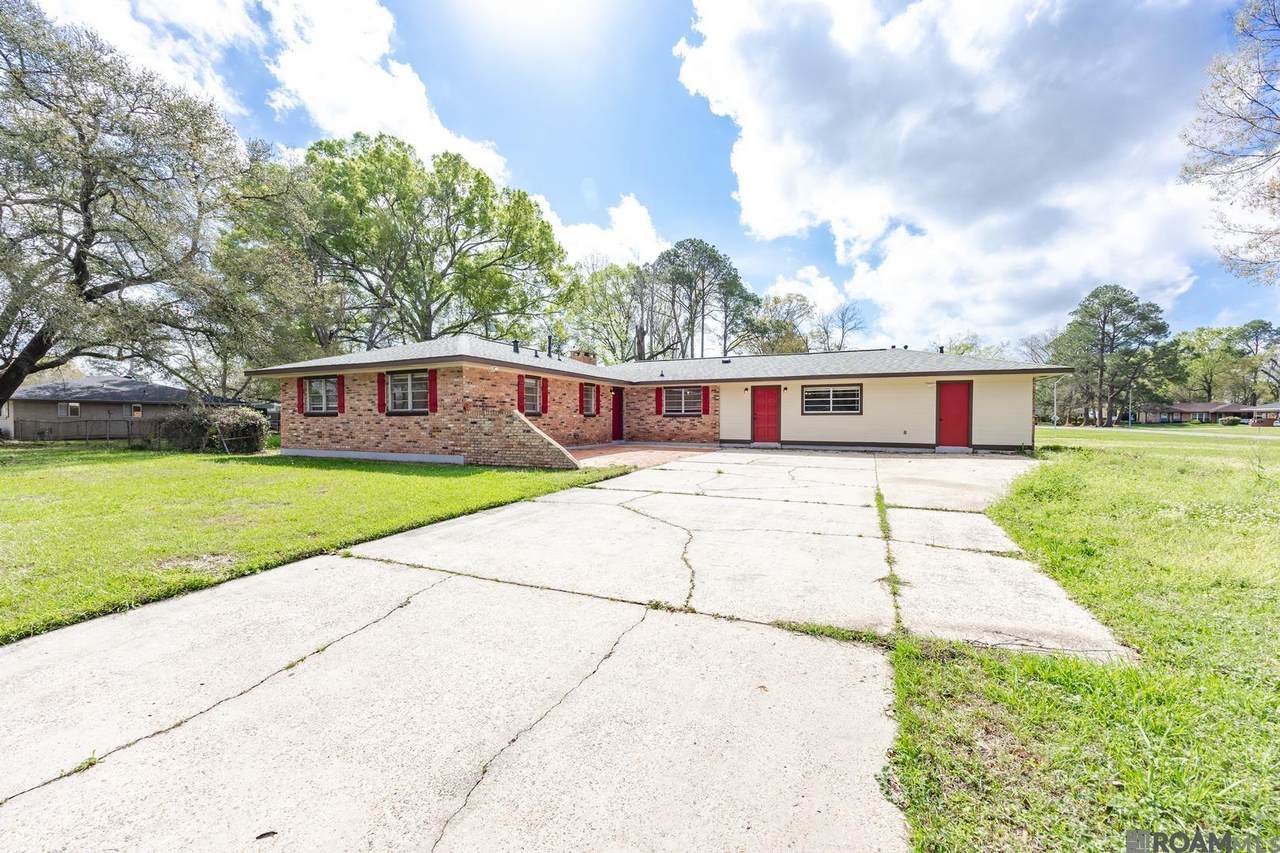 3488 Oak Forest - Photo 1