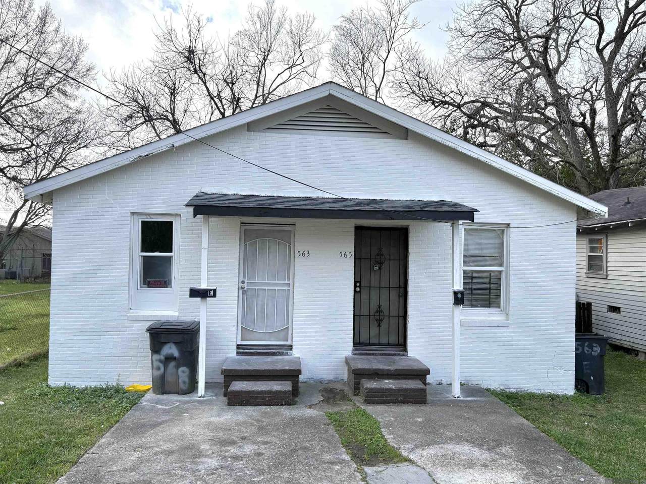 565 Garfield St - Photo 1