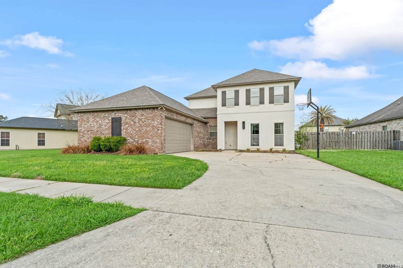 18642 Lake Harbor Ln - Photo 1