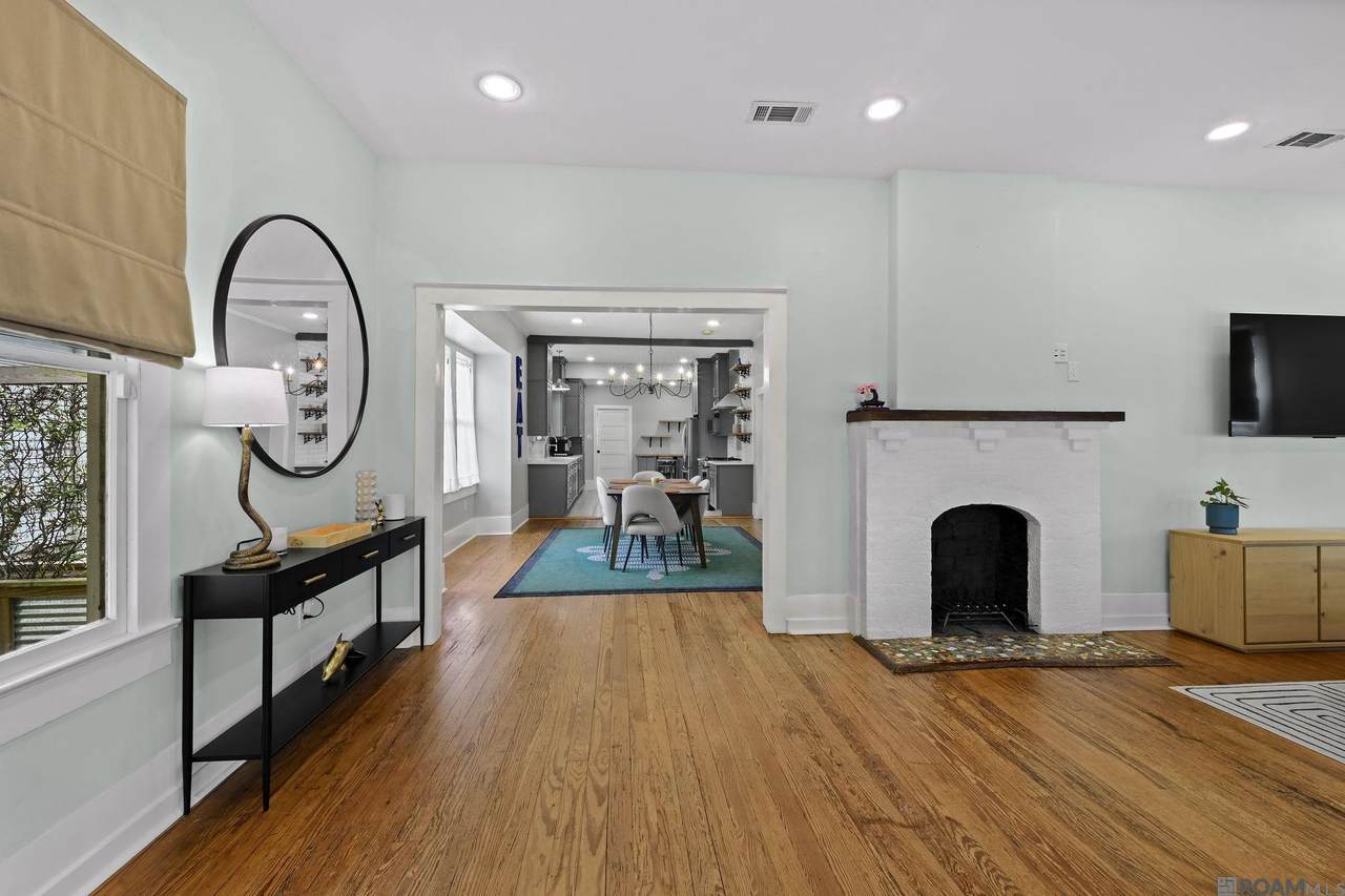 927 Park Blvd - Photo 1