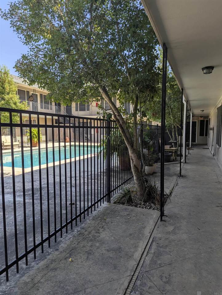 4618 Alvin Dark Ave - Photo 1