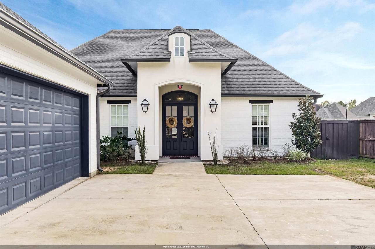 37359 Cypress Hollow Ave - Photo 1
