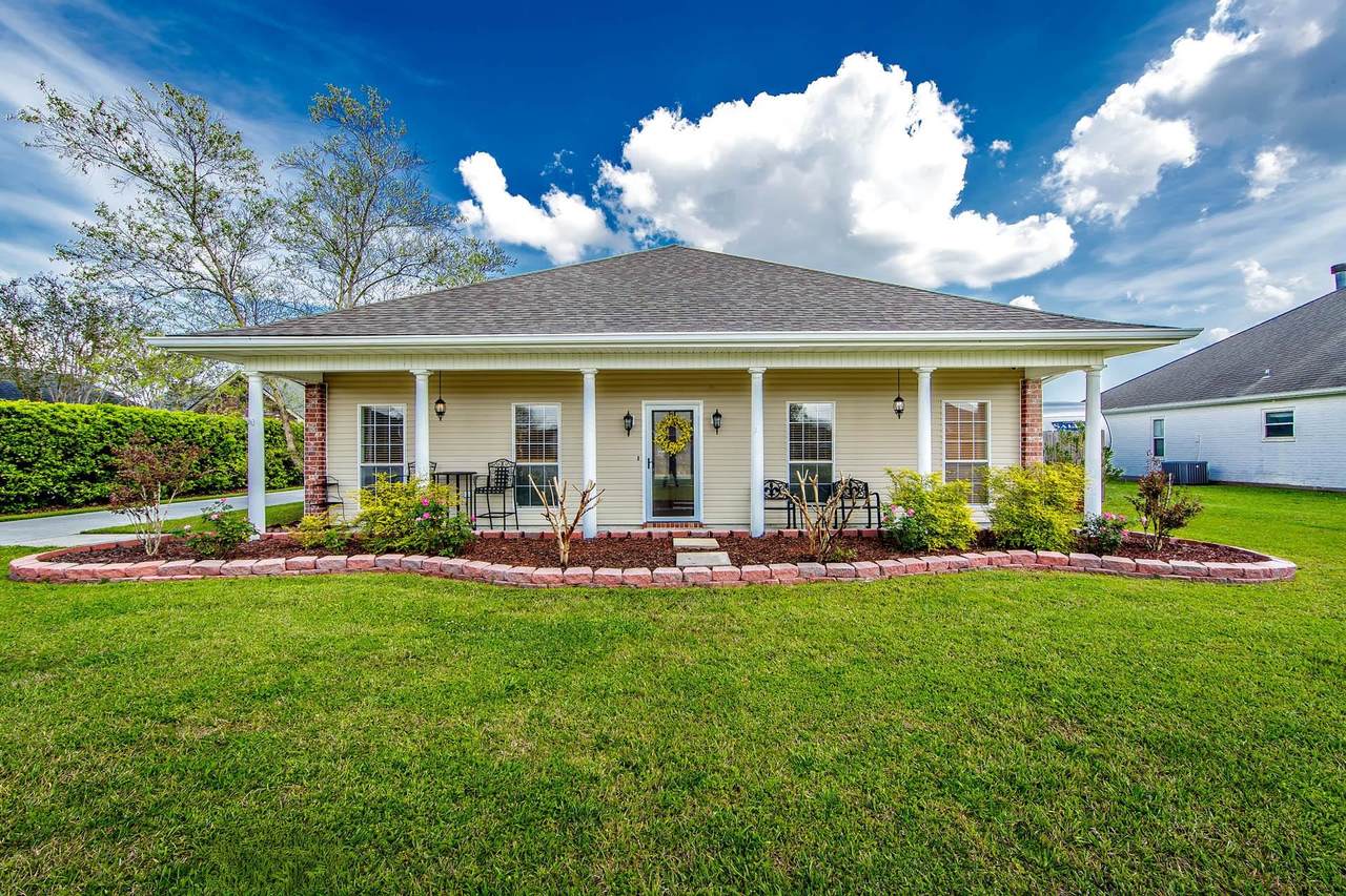 249 Lake Penchant Court - Photo 1