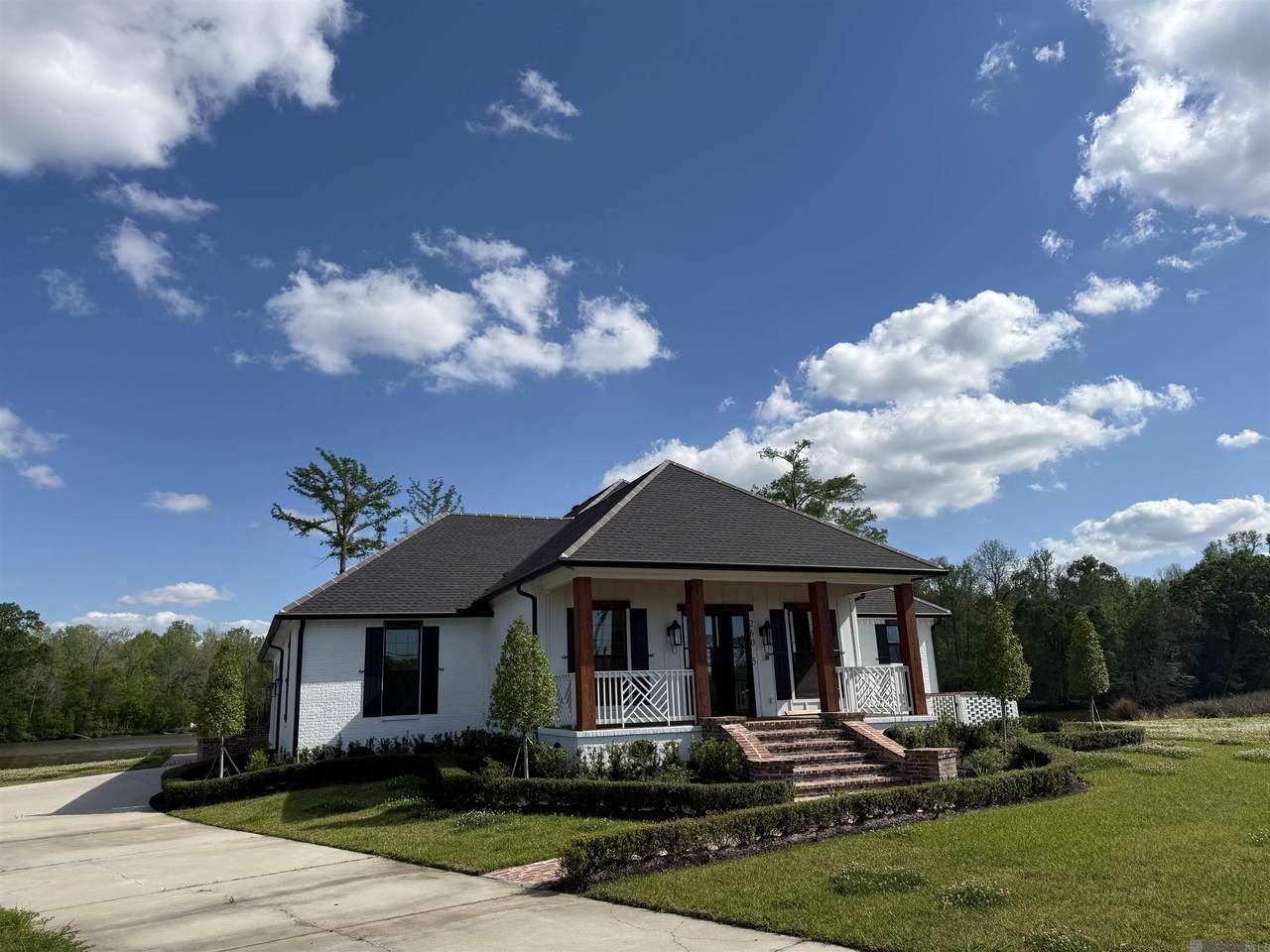 https://bt-photos.global.ssl.fastly.net/batonrouge/1280_boomver_1_2026005752-2.jpg