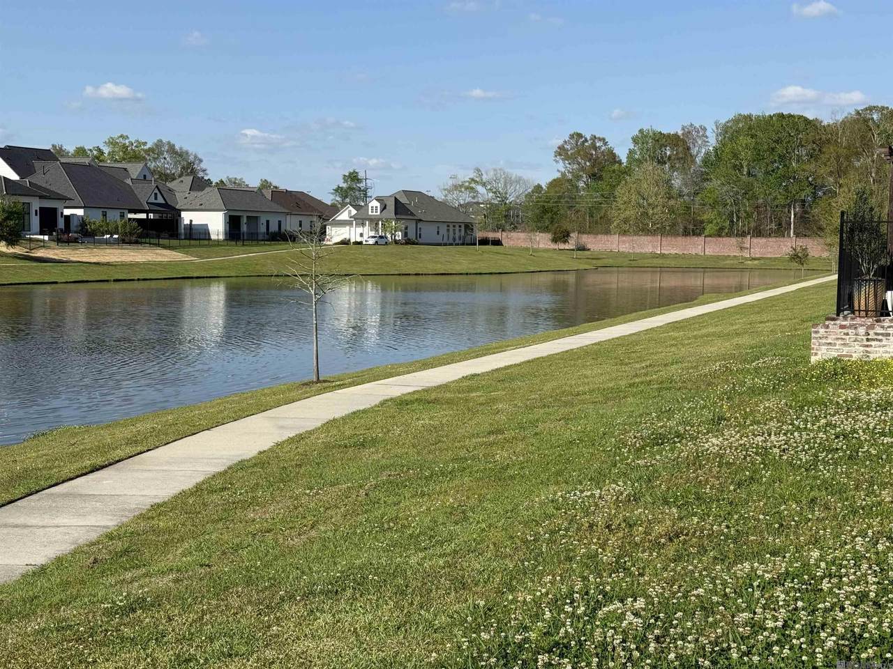 https://bt-photos.global.ssl.fastly.net/batonrouge/1280_boomver_1_2026005775-2.jpg