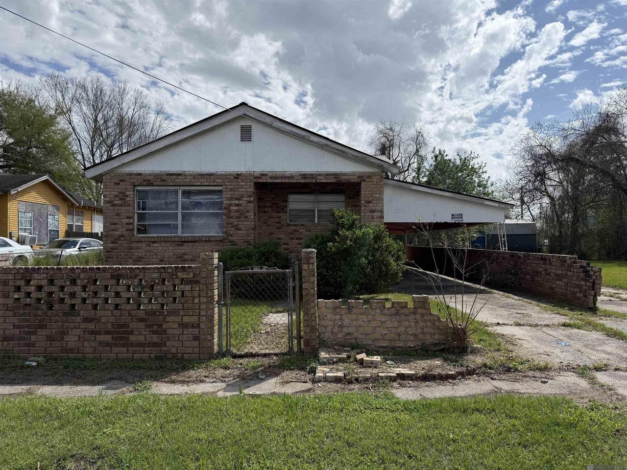 336 Woodpecker St - Photo 1