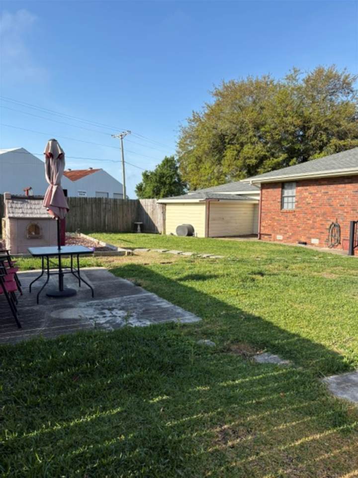 https://bt-photos.global.ssl.fastly.net/batonrouge/1280_boomver_1_2026005826-2.jpg