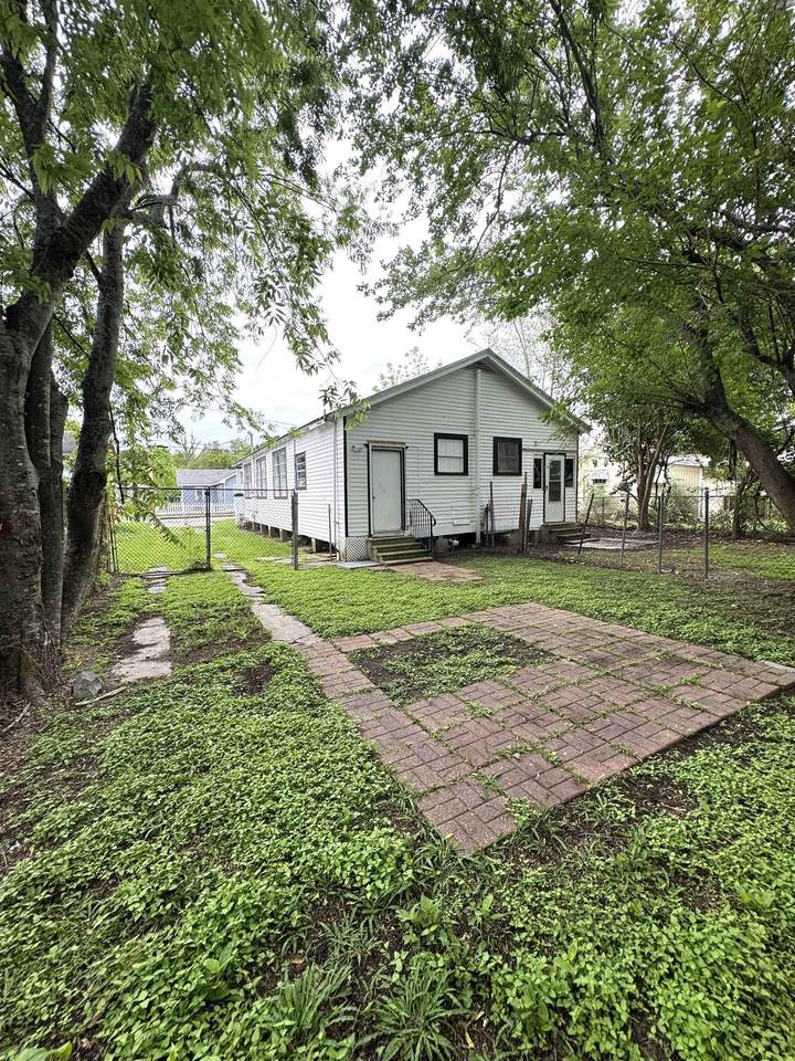 https://bt-photos.global.ssl.fastly.net/batonrouge/1280_boomver_1_2026006220-2.jpg