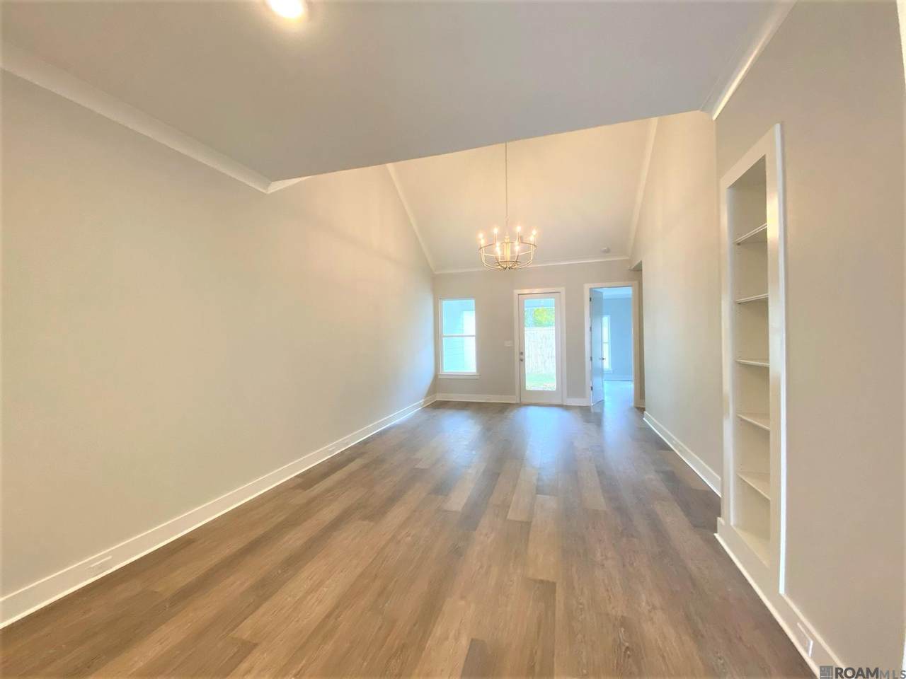 17530 Comfort Blvd - Photo 1