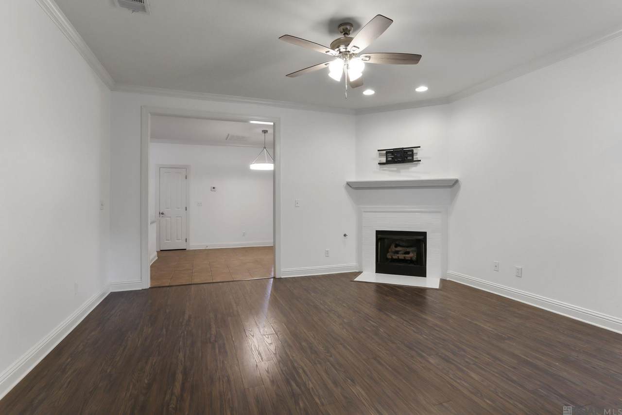 https://bt-photos.global.ssl.fastly.net/batonrouge/1280_boomver_1_2026006269-2.jpg