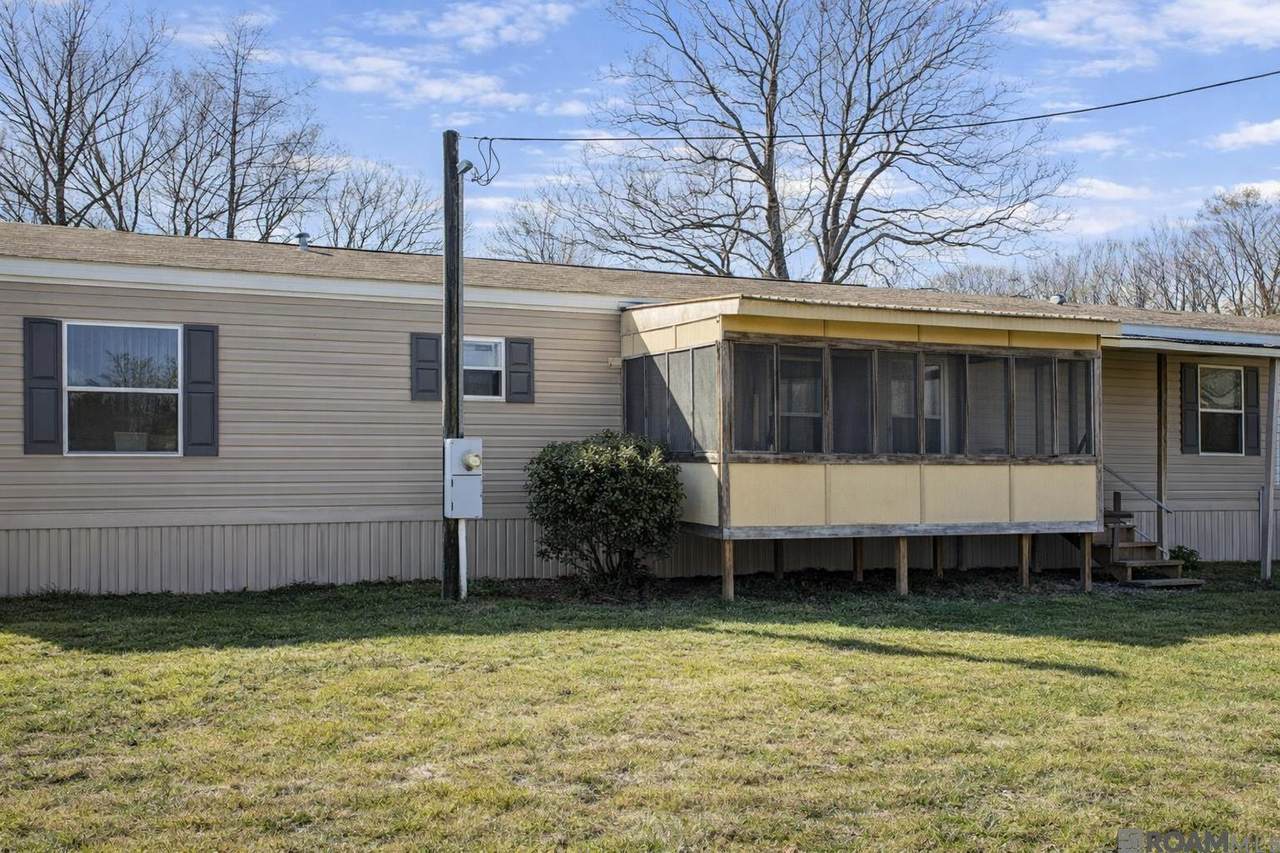 323 Loomis Lane - Photo 1