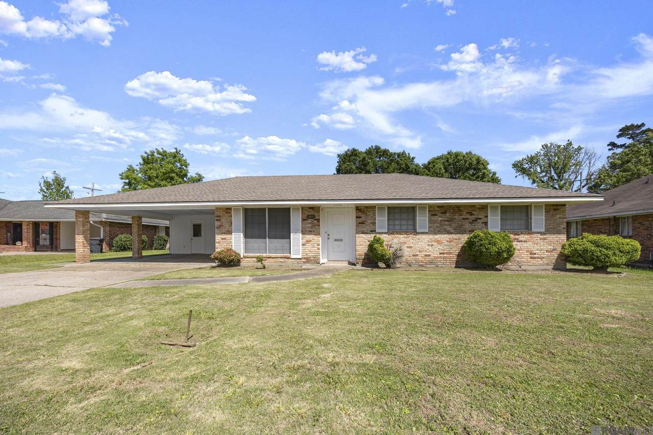 1089 Burgess Dr - Photo 1