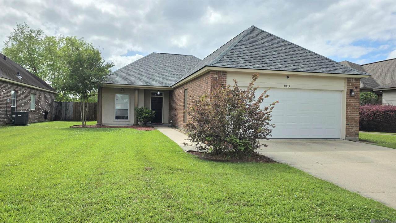 2934 Nicholson Lake Dr - Photo 1