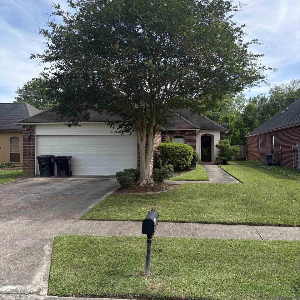 3111 Nicholson Lake Dr - Photo 1