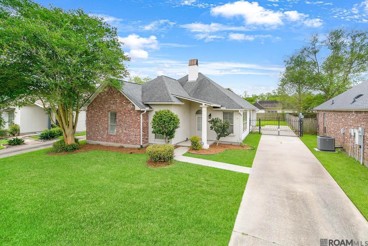 10436 Springpark Ave - Photo 1