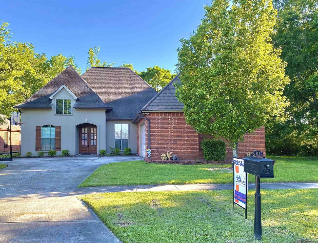 2500 Pine Thicket Ave - Photo 1