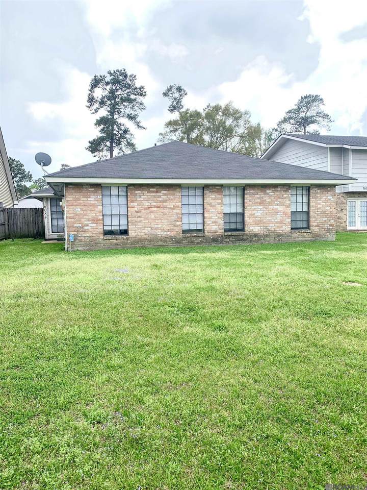 16084 Derby Ave - Photo 1