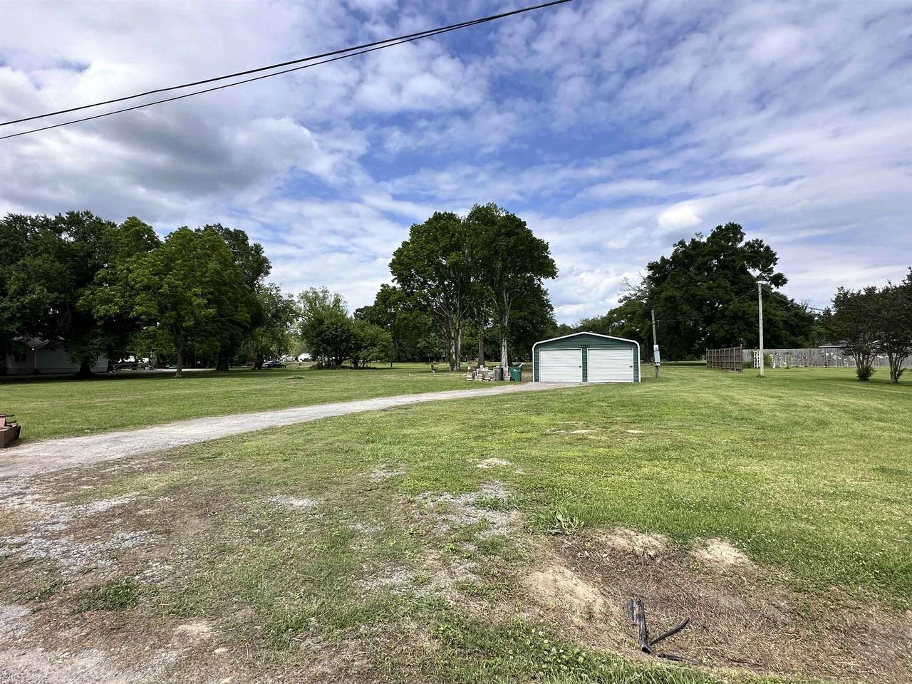 16925 Buster Ln - Photo 1