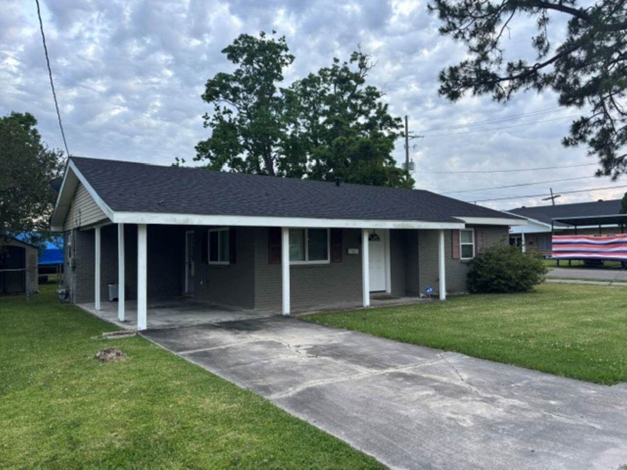 118 Mimosa St - Photo 1