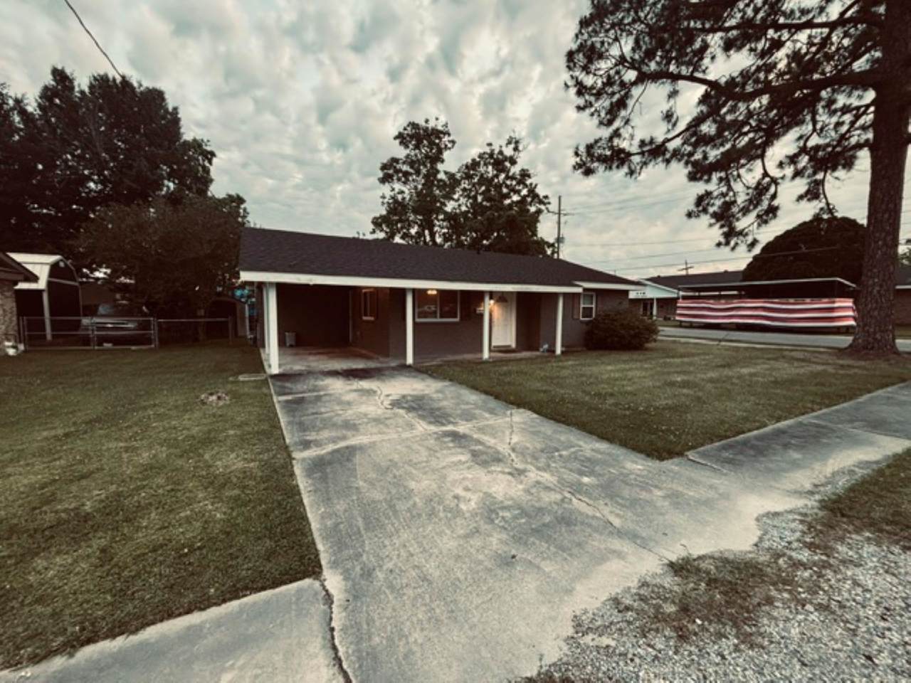 https://bt-photos.global.ssl.fastly.net/batonrouge/1280_boomver_1_2026007899-2.jpg