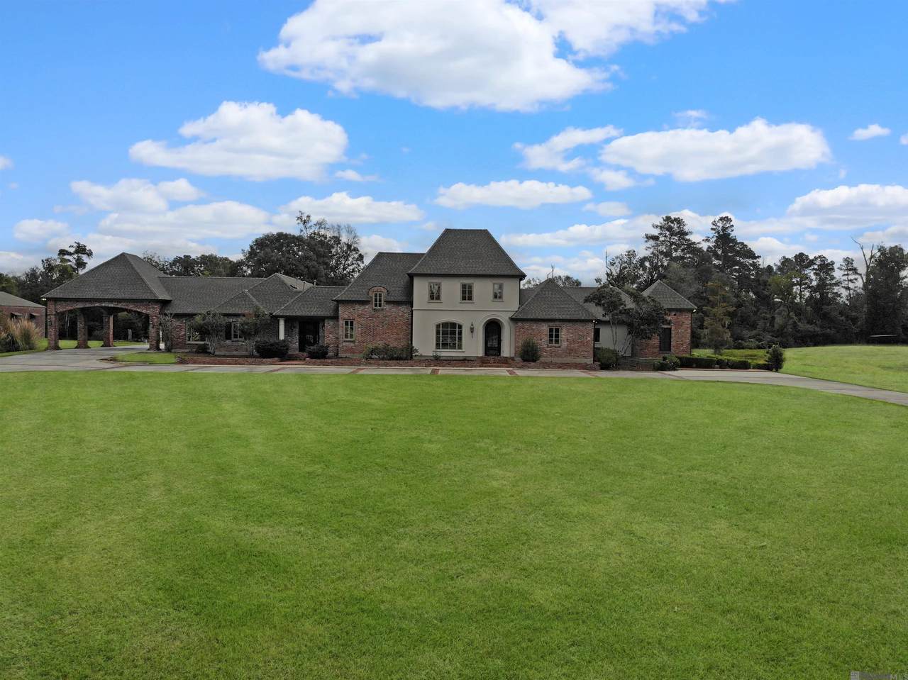 21340 Stone Bridge Ct - Photo 1