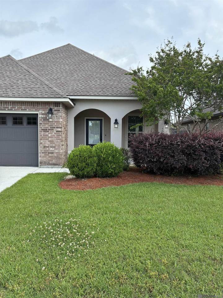 37252 Market Place Dr - Photo 1