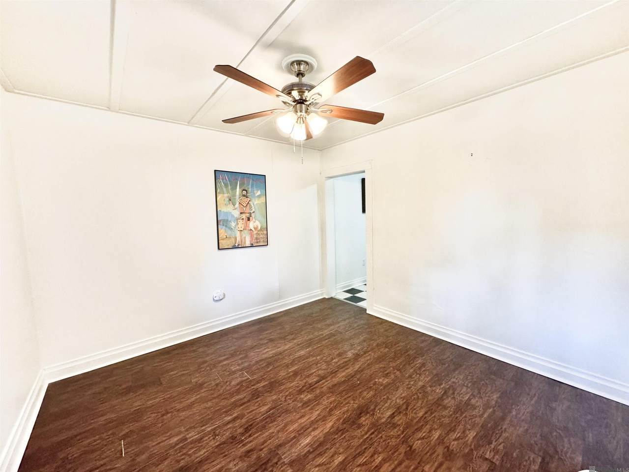 849 Blanchard St - Photo 1