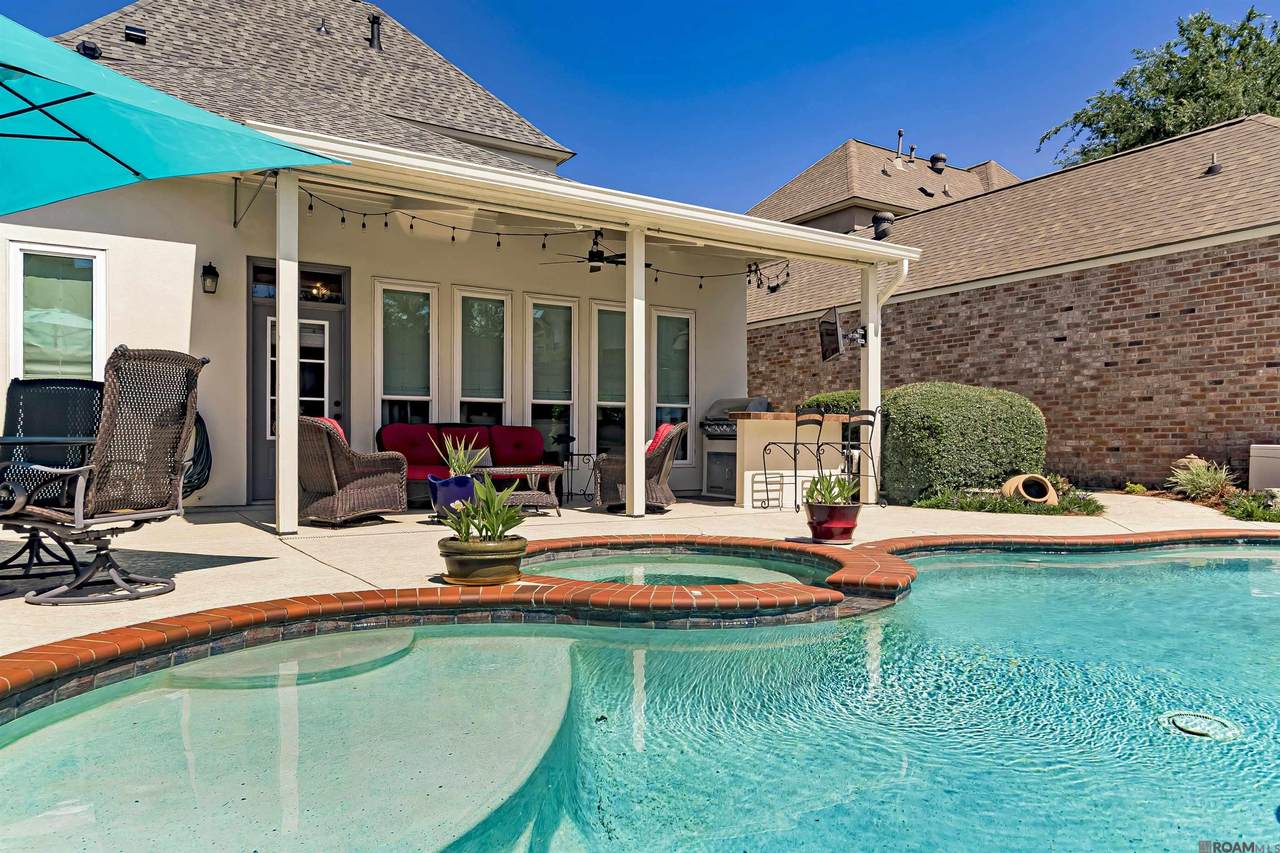 11035 Shoreline Dr - Photo 1