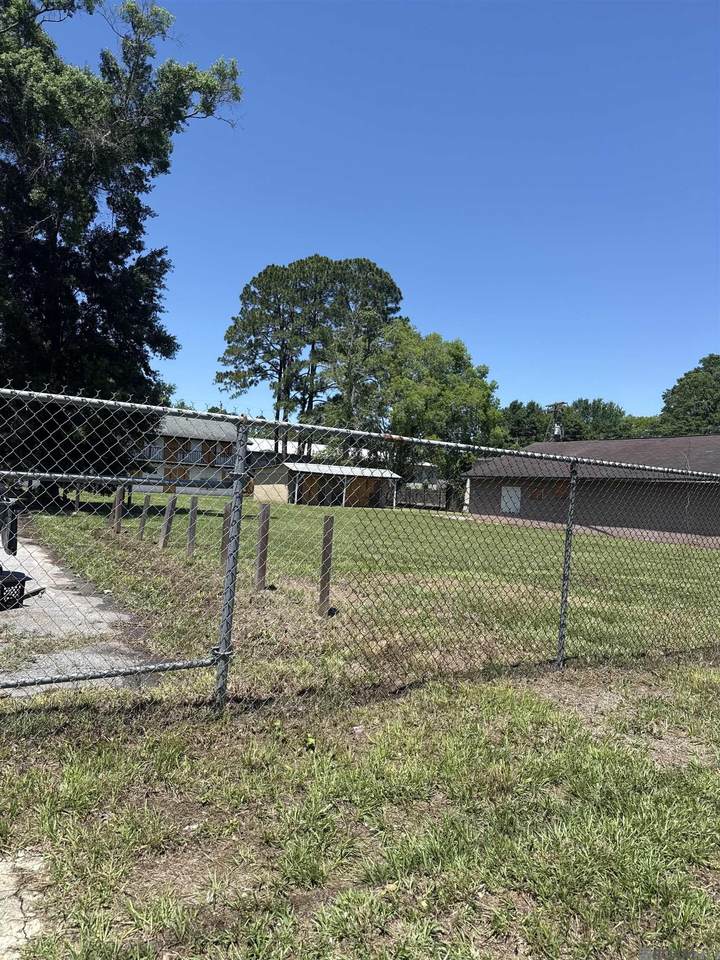 https://bt-photos.global.ssl.fastly.net/batonrouge/1280_boomver_1_2026008589-2.jpg