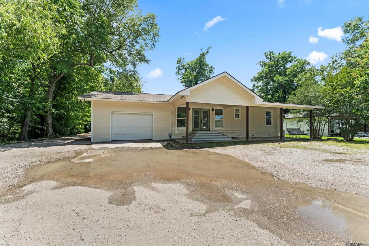15376 Tiger Bend Rd - Photo 1