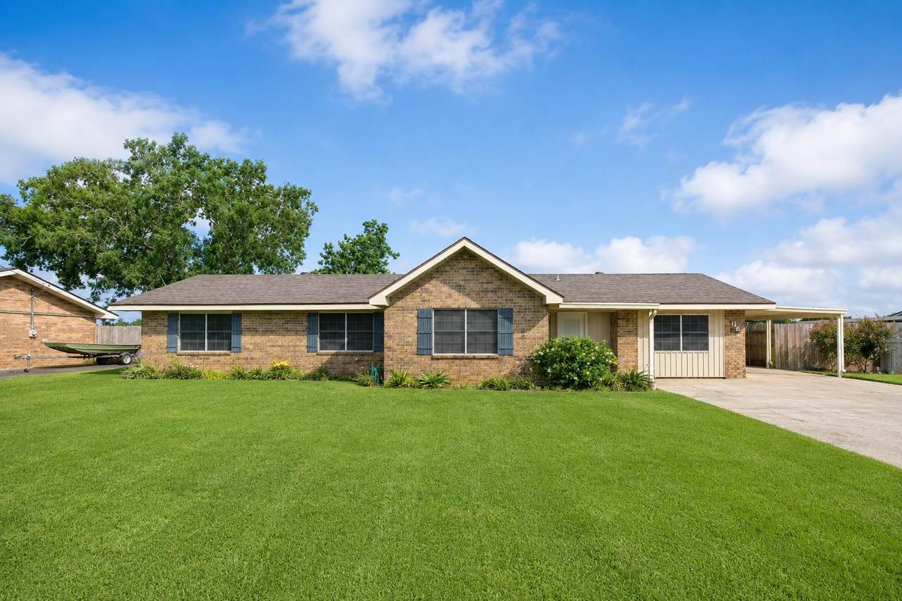 116 Becky Dr - Photo 1