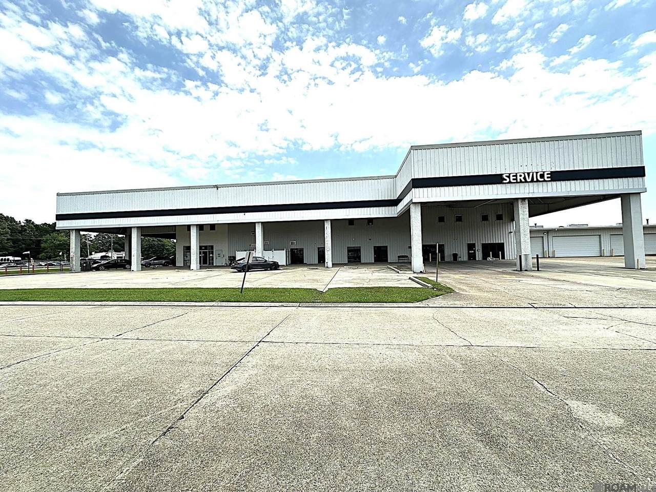 13000 Florida Blvd - Photo 1