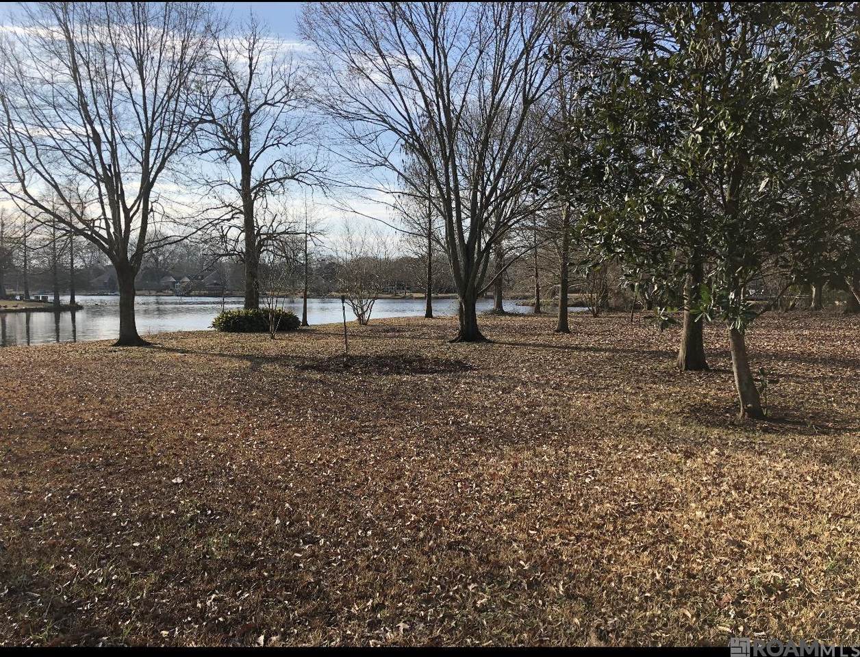 https://bt-photos.global.ssl.fastly.net/batonrouge/orig_boomver_1_2026009549-2.jpg