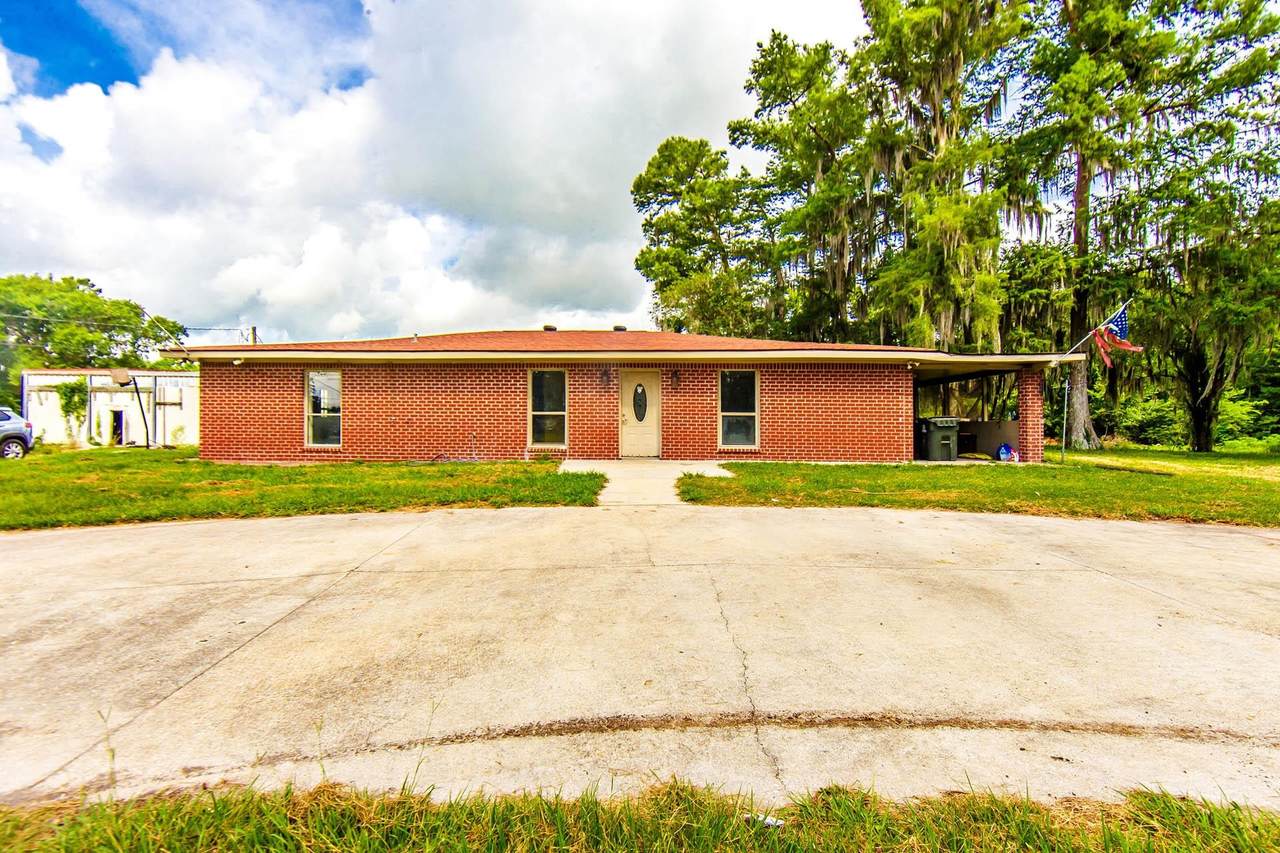 5 Fernwood Dr - Photo 1