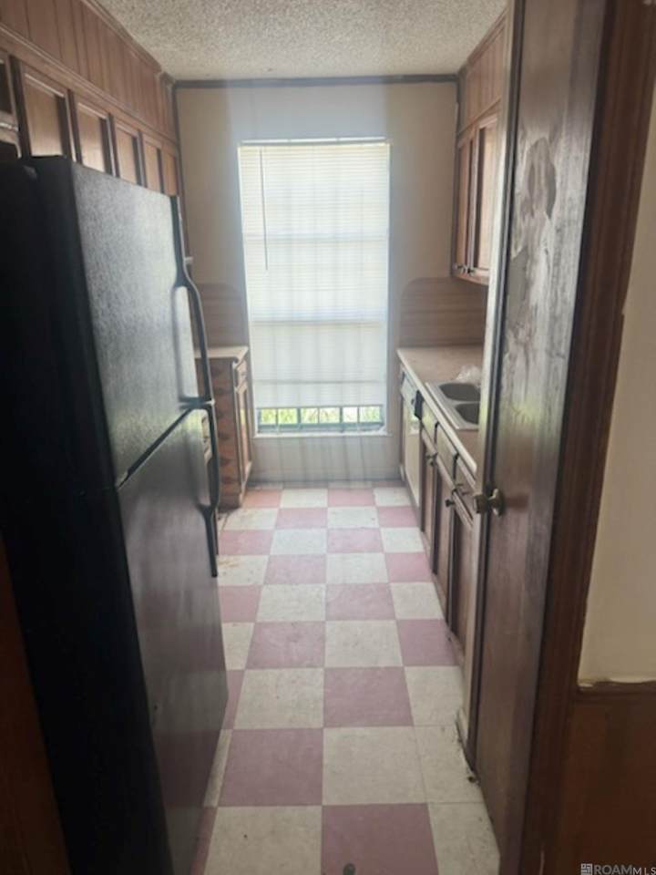 8032-8034 Skysail Ave - Photo 1