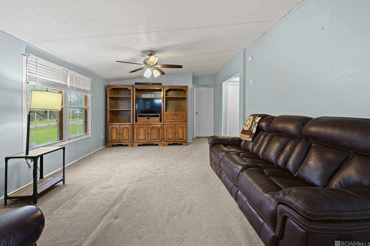 https://bt-photos.global.ssl.fastly.net/batonrouge/1280_boomver_1_2026011336-2.jpg