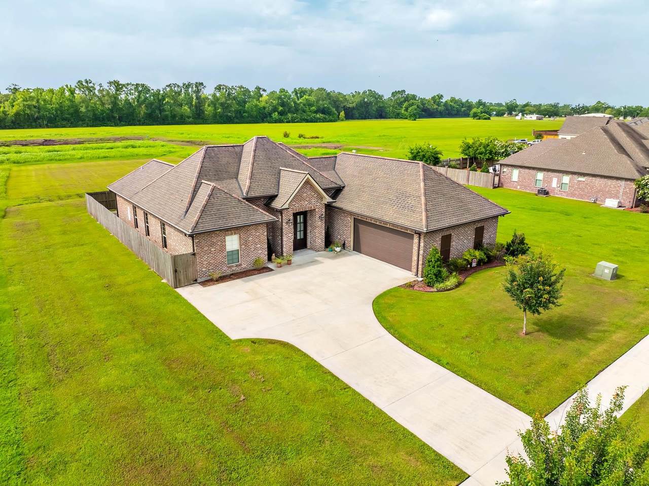 https://bt-photos.global.ssl.fastly.net/batonrouge/1280_boomver_1_2026011707-2.jpg