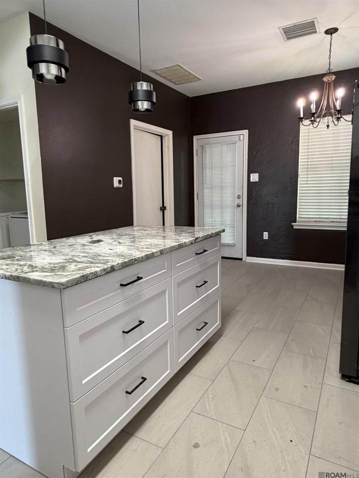 https://bt-photos.global.ssl.fastly.net/batonrouge/orig_boomver_1_2026011791-2.jpg
