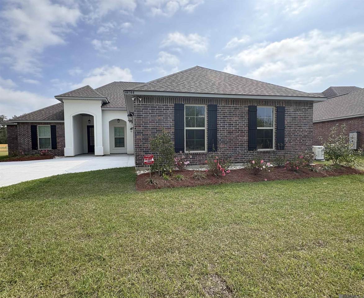 44344 Lake Wind Drive - Photo 1
