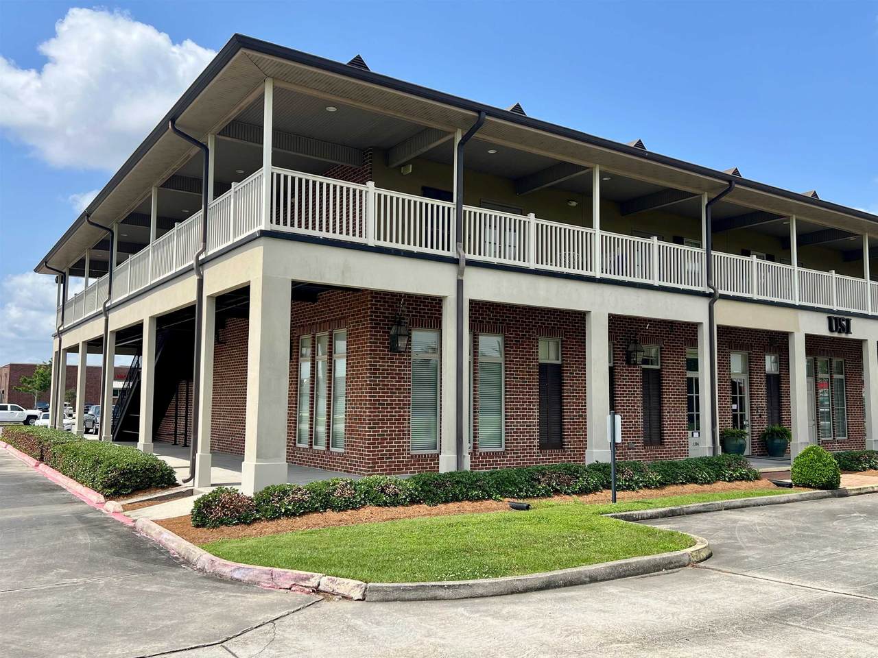 112 Olde Towne Boulevard - Photo 1