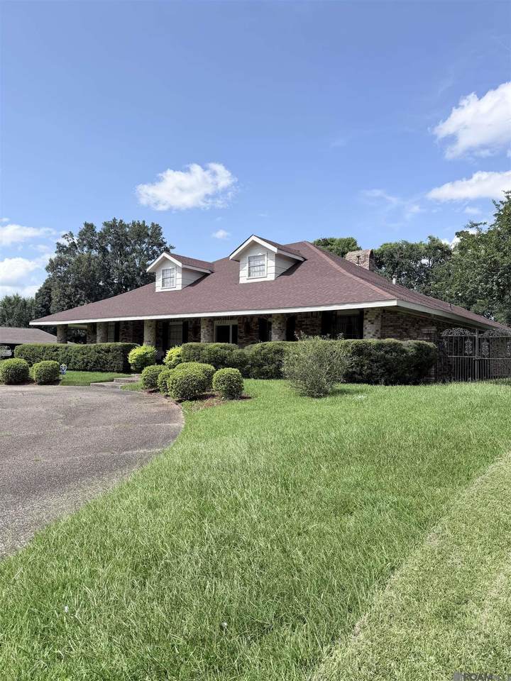 1311 Tara Blvd - Photo 1