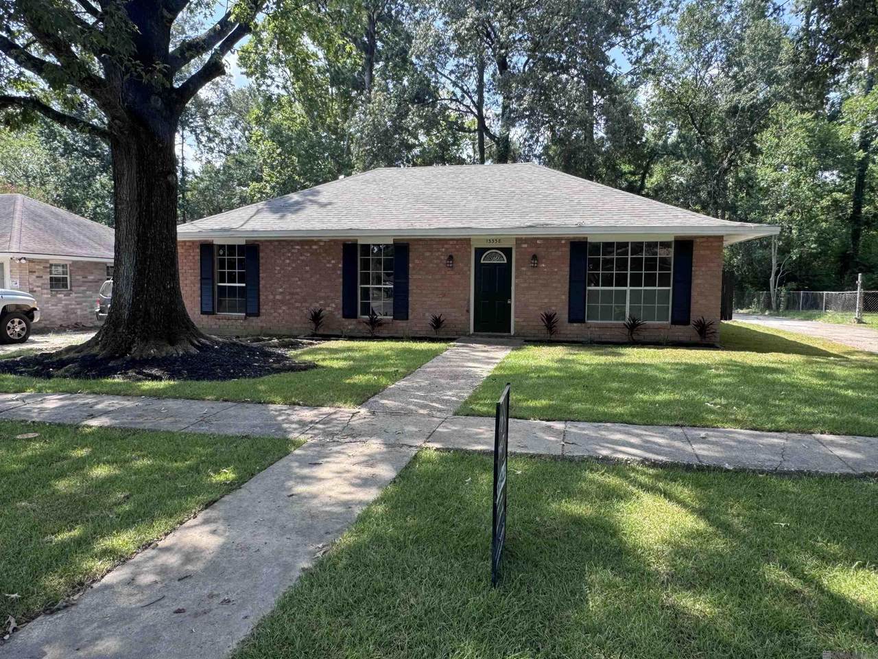 13338 Shamrock Ave - Photo 1
