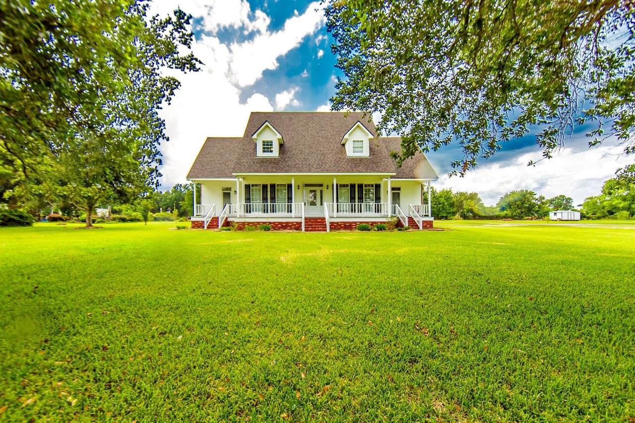 1035 Highway 55 - Photo 1
