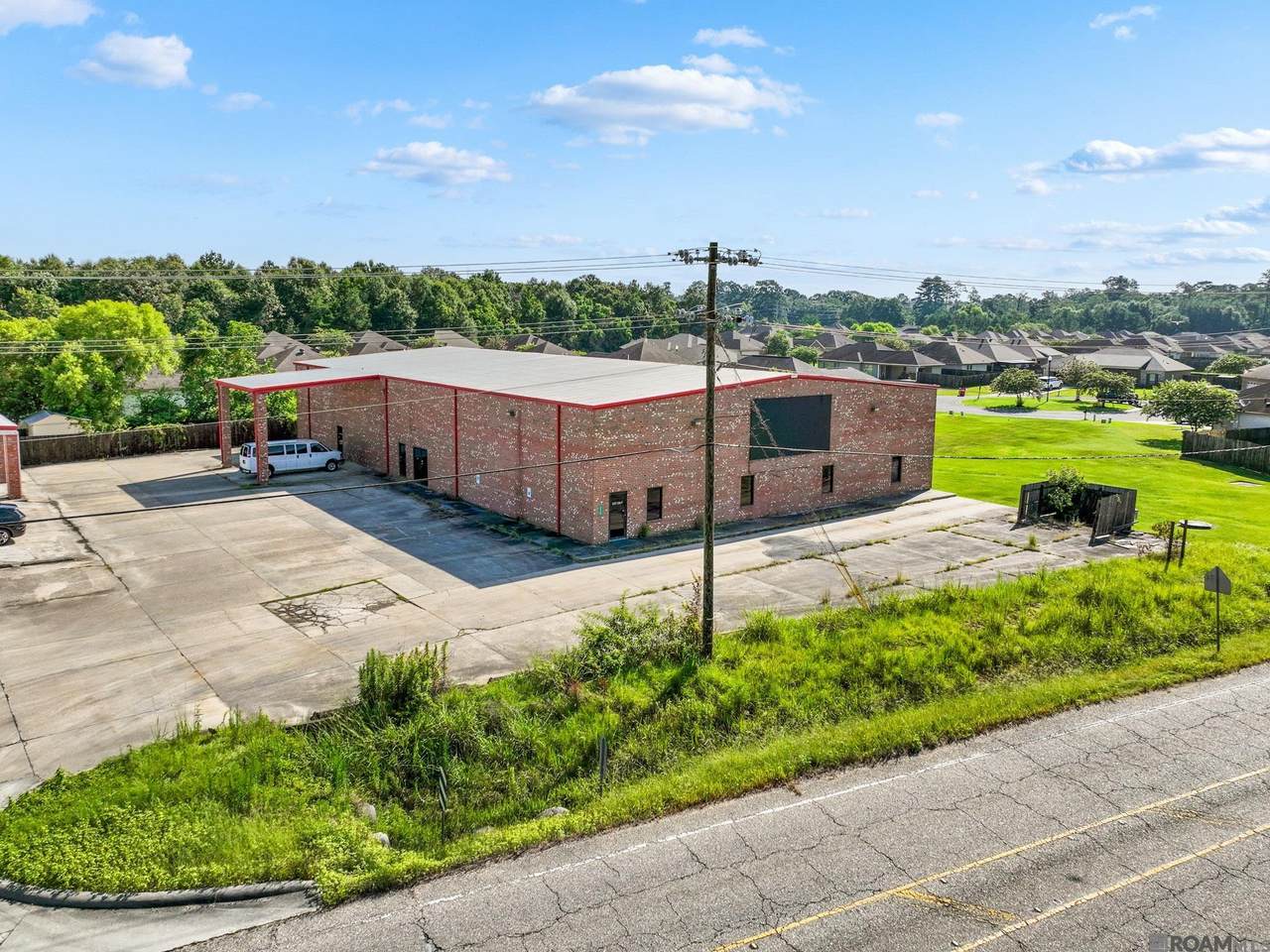 9775 Lockhart Rd - Photo 1