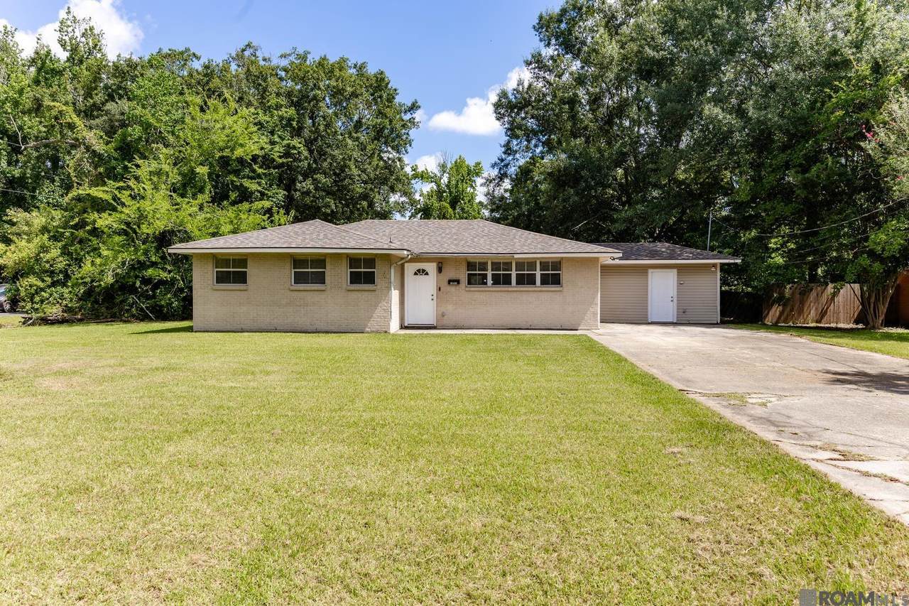 10523 Cletus Dr - Photo 1