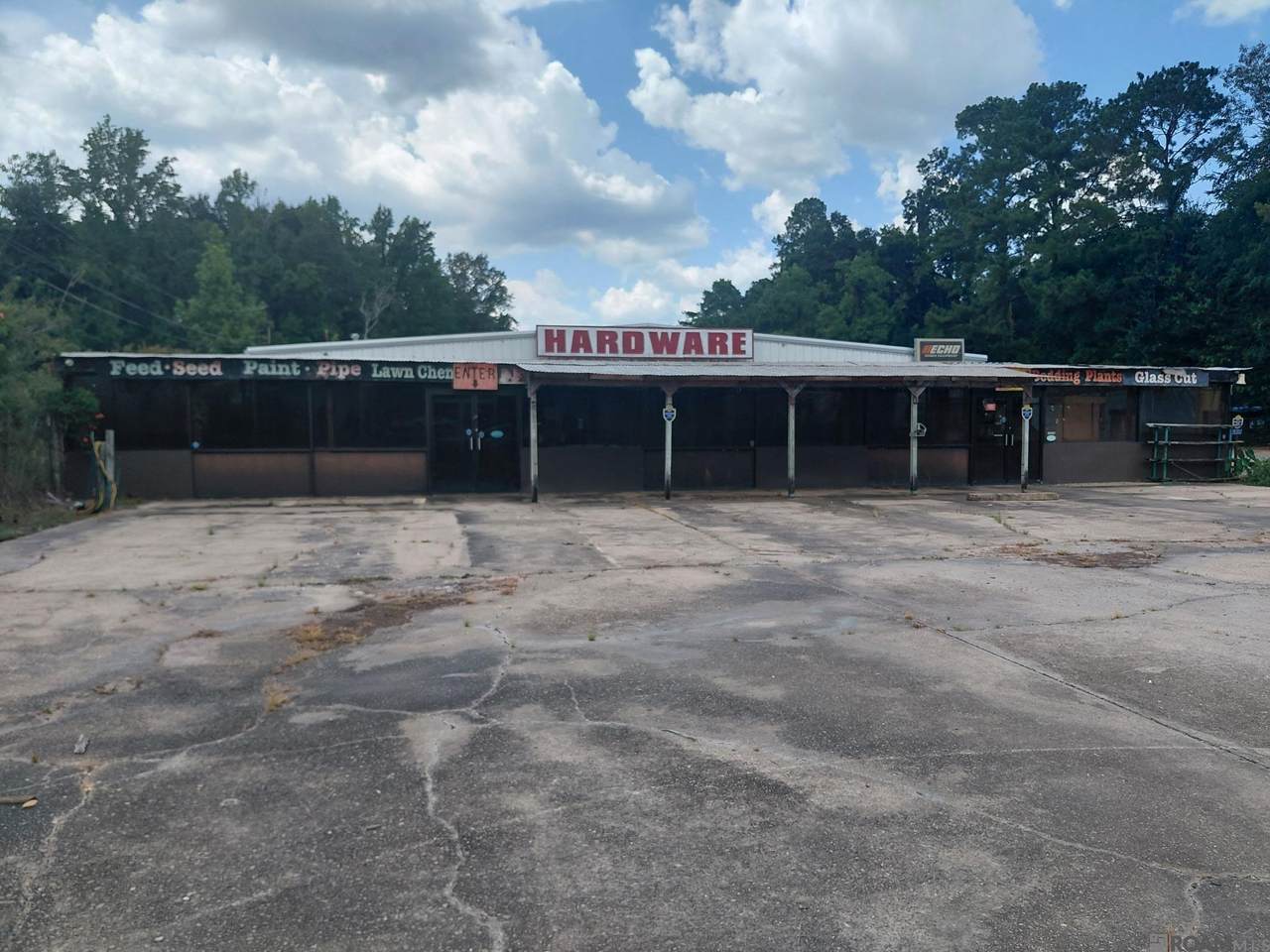 10131 Greenwell Springs Rd - Photo 1