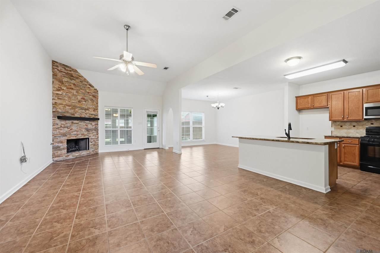 https://bt-photos.global.ssl.fastly.net/batonrouge/1280_boomver_1_2026012469-2.jpg