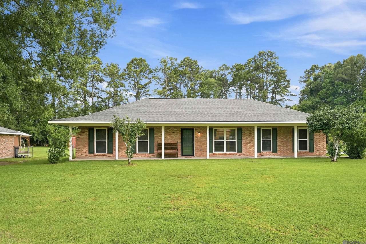 17222 Chickasaw Ave - Photo 1