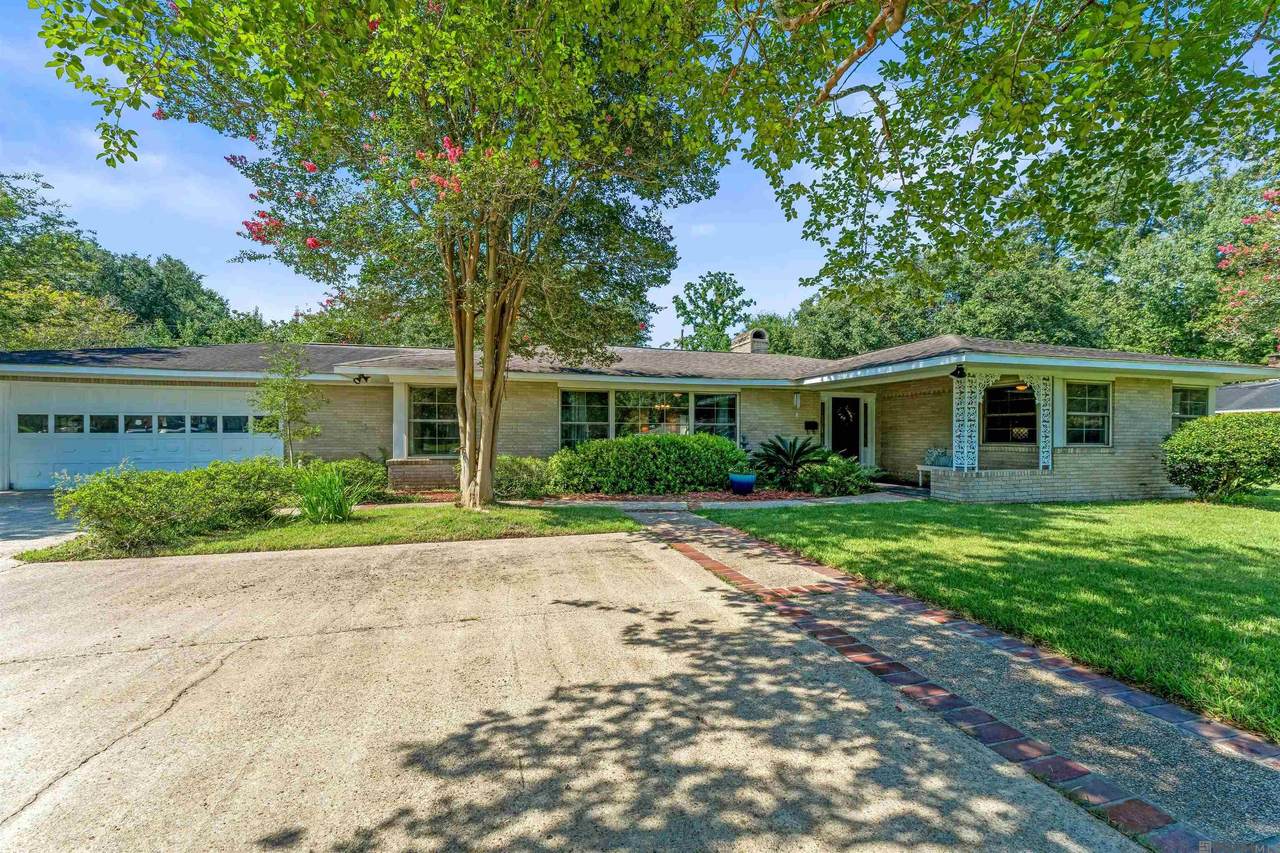 9544 Goodwood Blvd - Photo 1