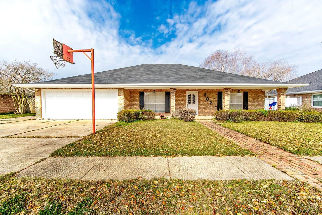 507 Summerfield Dr - Photo 1